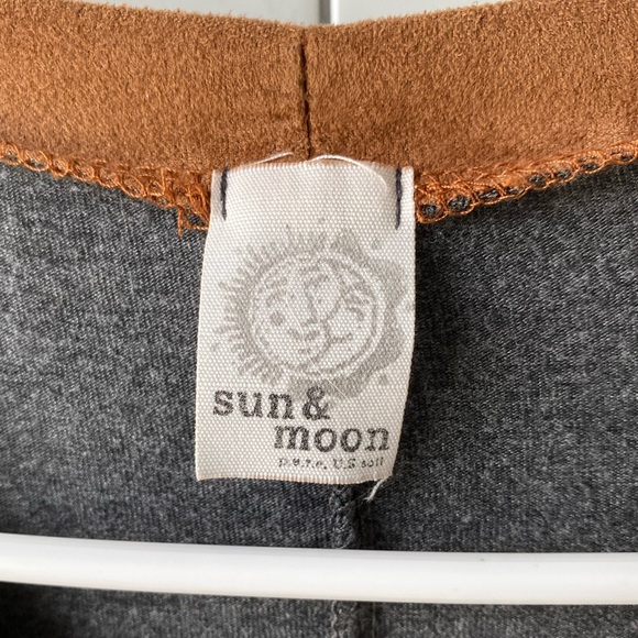 Long Sleeve Sun & Moon Sequins Deer Shirt - Picture 5 of 5